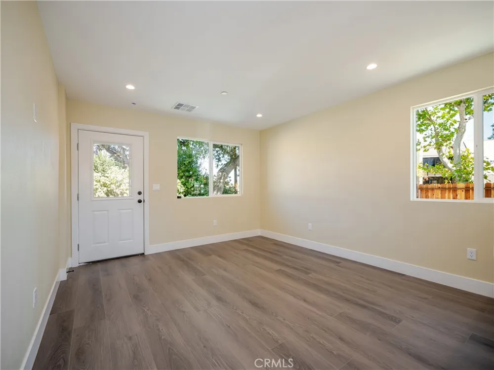 24743 Valley #1 Newhall, CA 91321
