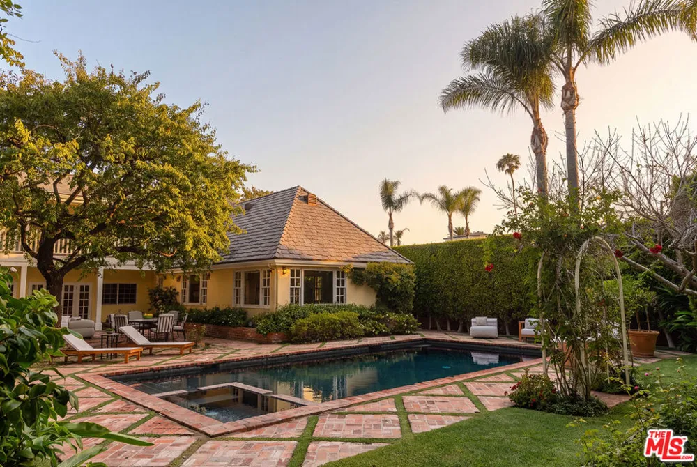 23449 Malibu Colony Road #91a Malibu, CA 90265