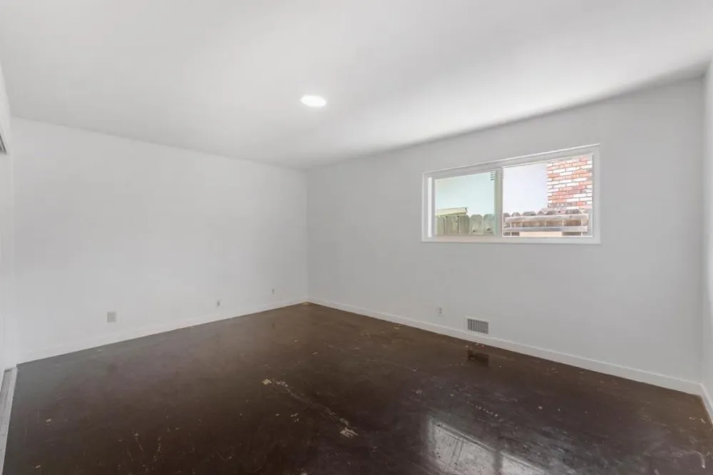 2704 Westchester Lane Modesto, CA 95350