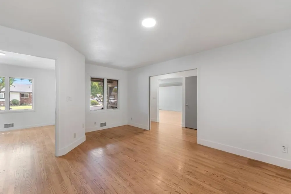 2704 Westchester Lane Modesto, CA 95350