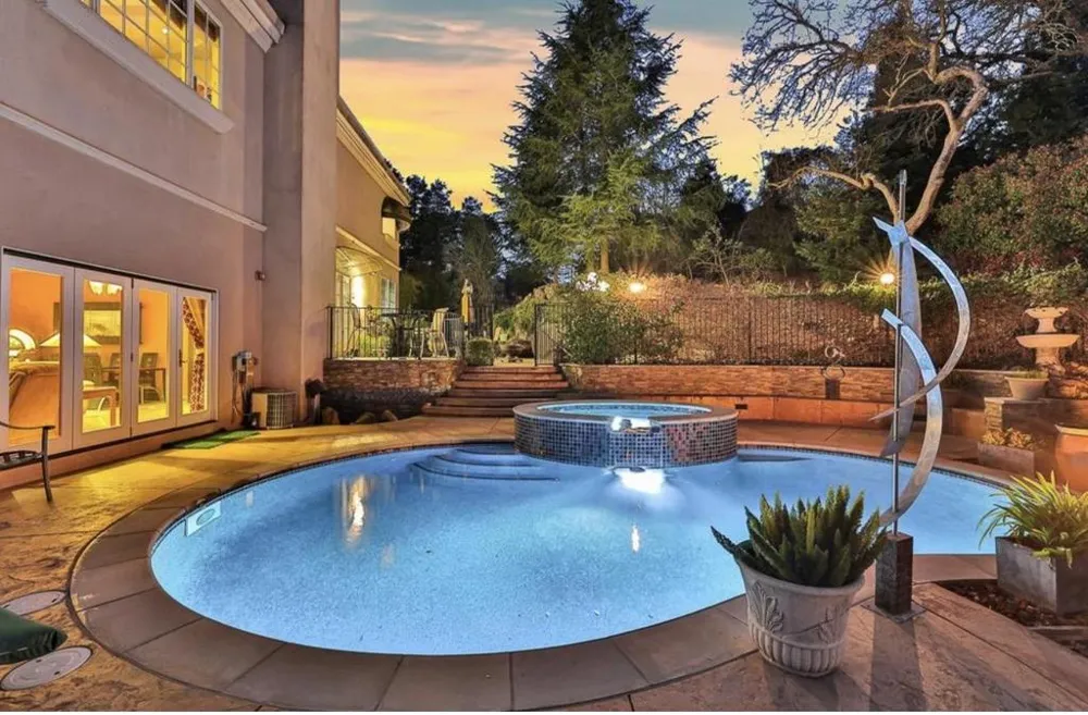 8451 Goldenrod Circle Gilroy, CA 95020