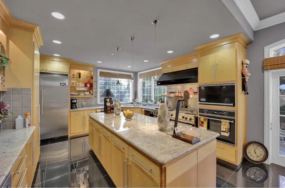 8451 Goldenrod Circle Gilroy, CA 95020