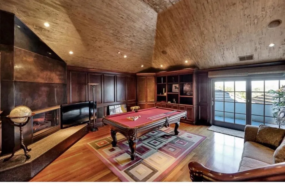 8451 Goldenrod Circle Gilroy, CA 95020