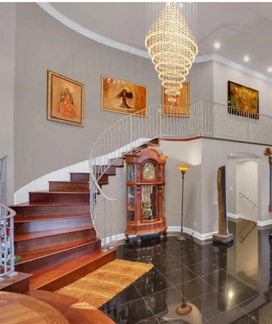 8451 Goldenrod Circle Gilroy, CA 95020