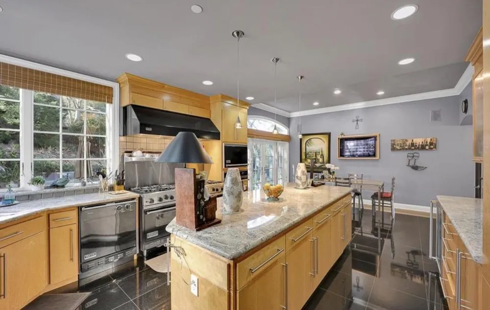 8451 Goldenrod Circle Gilroy, CA 95020
