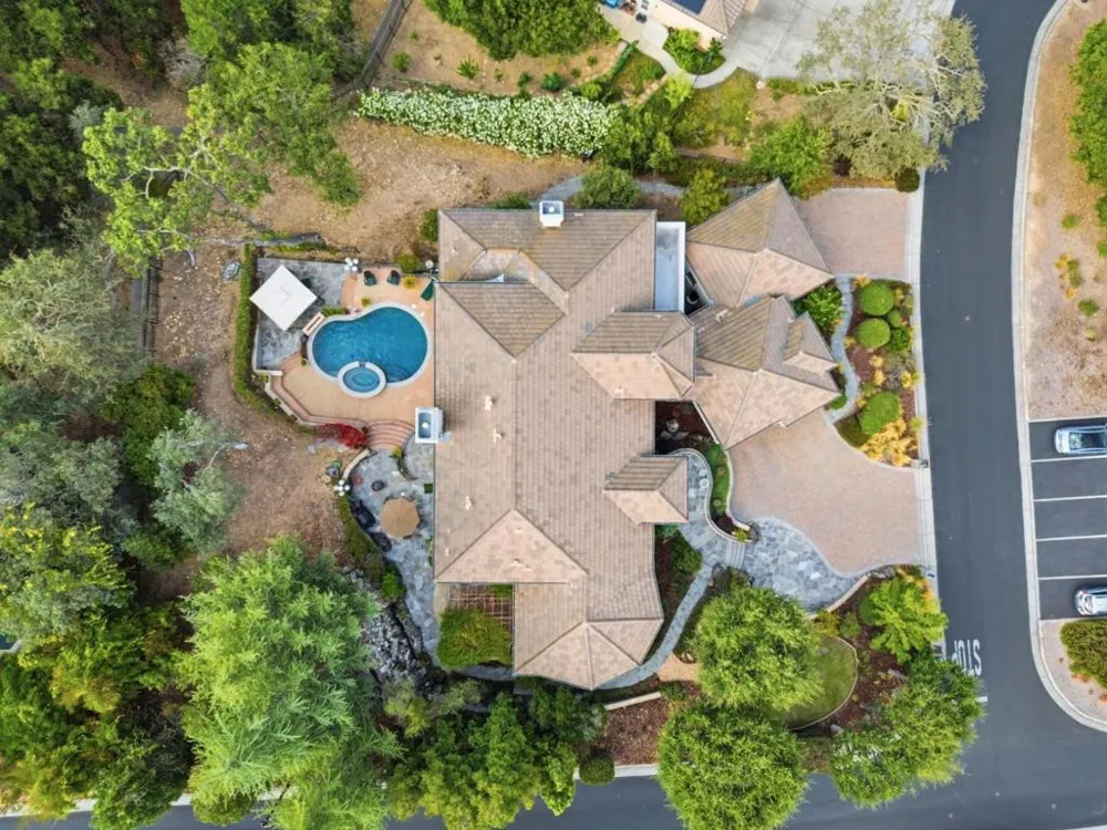 8451 Goldenrod Circle Gilroy, CA 95020