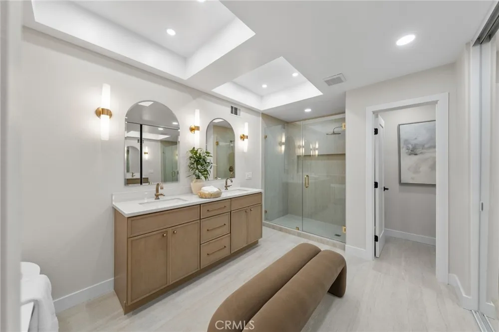 14 Highland Irvine, CA 92603