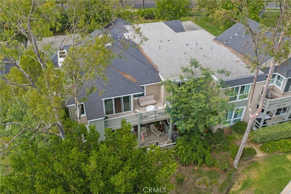 14 Highland Irvine, CA 92603