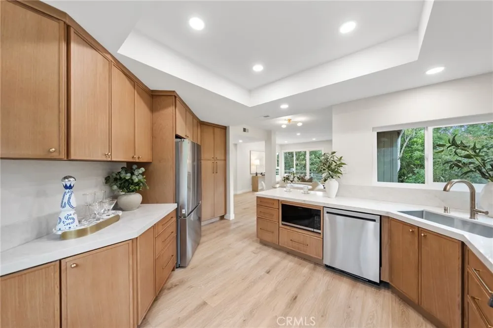 14 Highland Irvine, CA 92603
