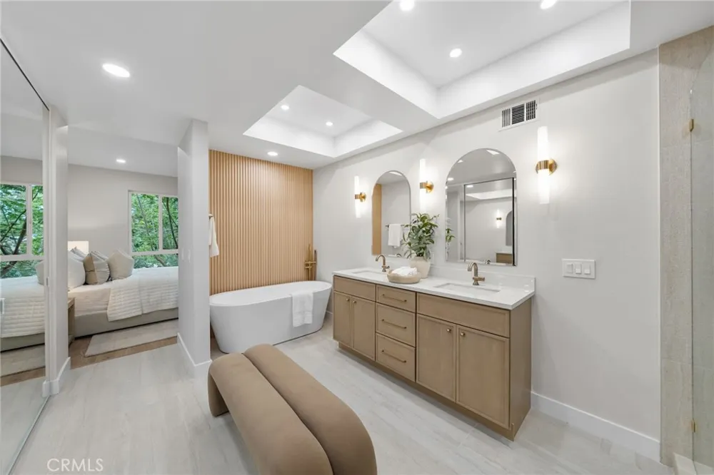 14 Highland Irvine, CA 92603