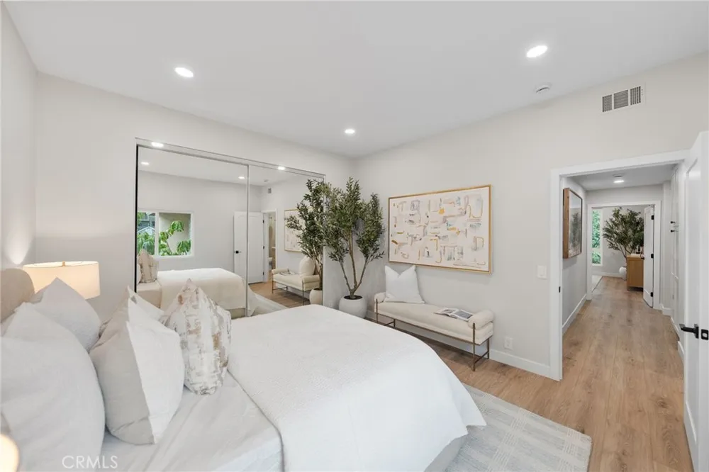 14 Highland Irvine, CA 92603