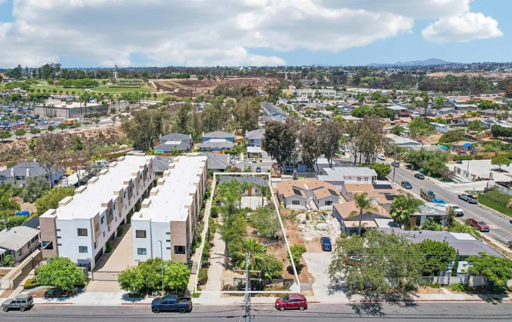 4478 Ocean View Blvd San Diego, CA 92113