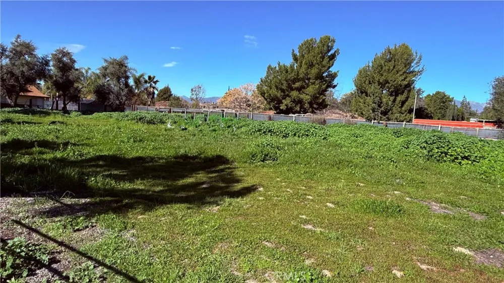 5644 W Phillips Ontario, CA 91762