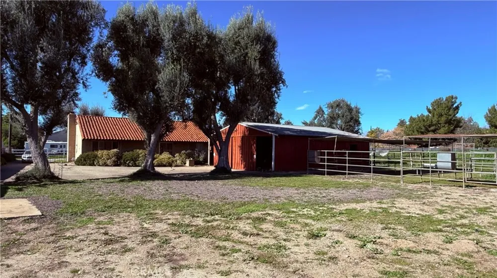 5644 W Phillips Ontario, CA 91762
