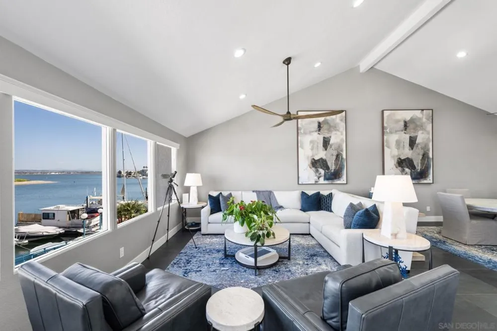 6 Kingston Coronado, CA 92118