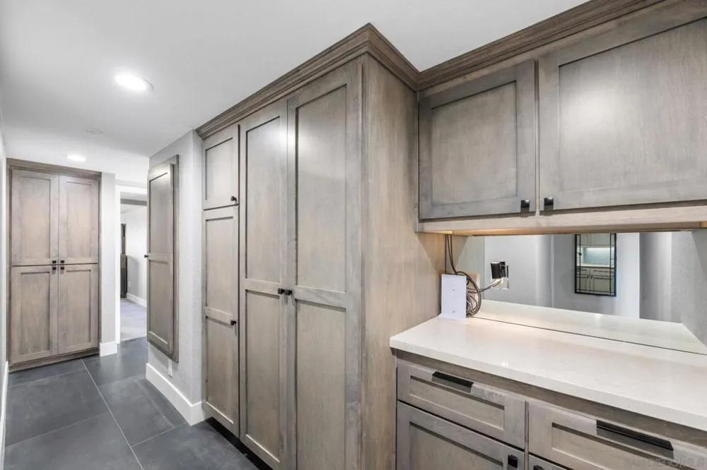 6 Kingston Coronado, CA 92118
