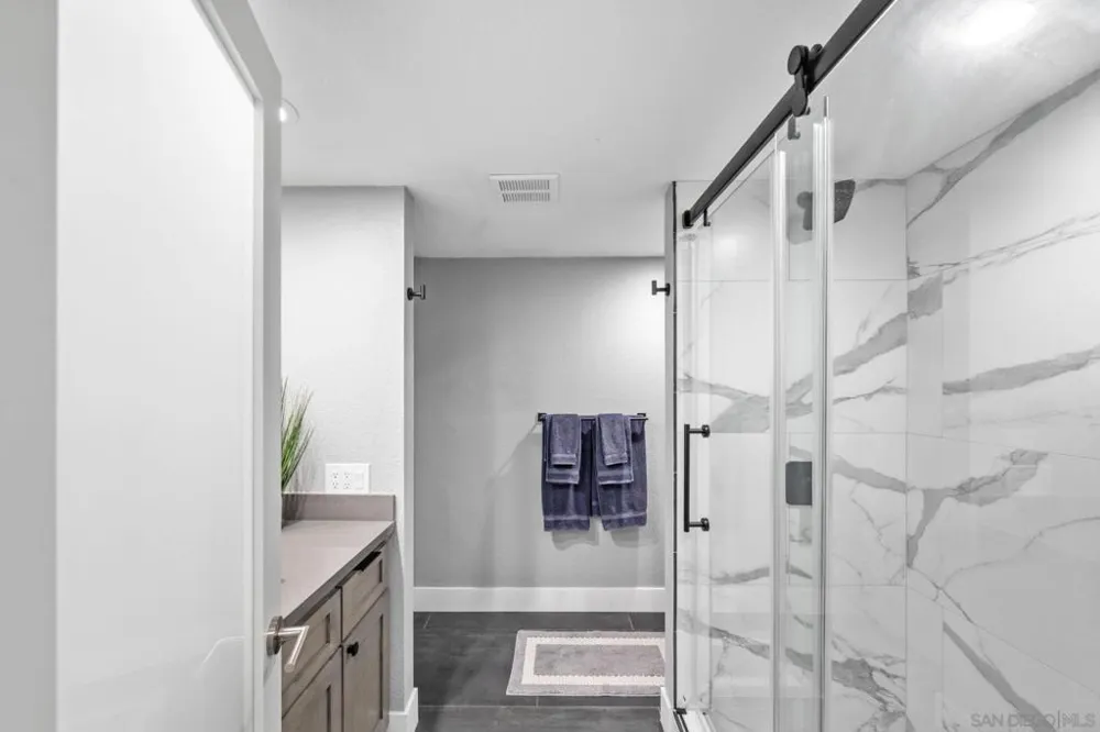 6 Kingston Coronado, CA 92118