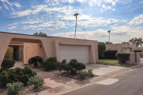 80100 Palm Circle Drive