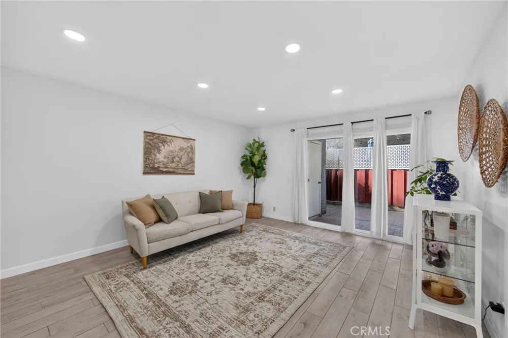23745 Bayside #95 Laguna Niguel, CA 92677