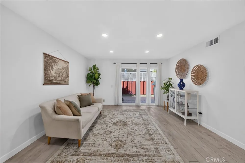 23745 Bayside #95 Laguna Niguel, CA 92677
