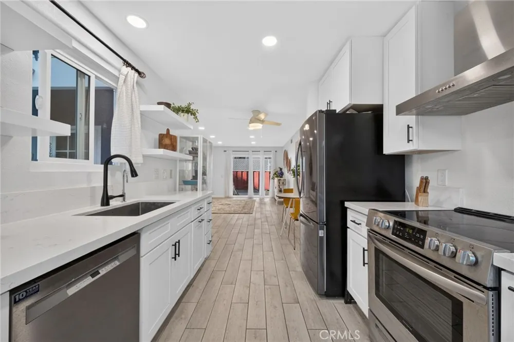 23745 Bayside #95 Laguna Niguel, CA 92677