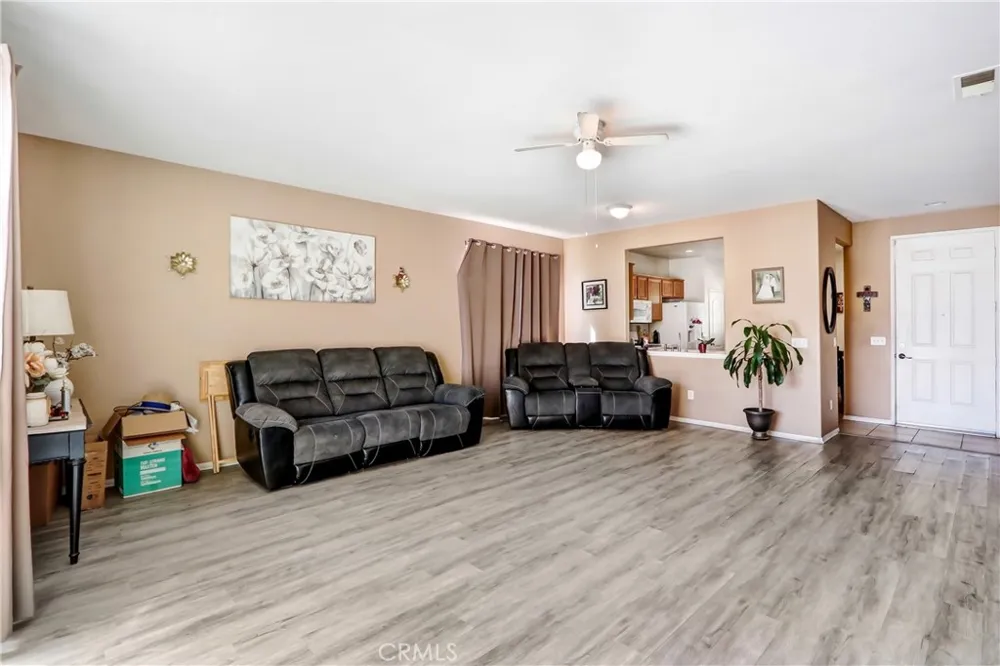 877 Peaceful Lane San Jacinto, CA 92582