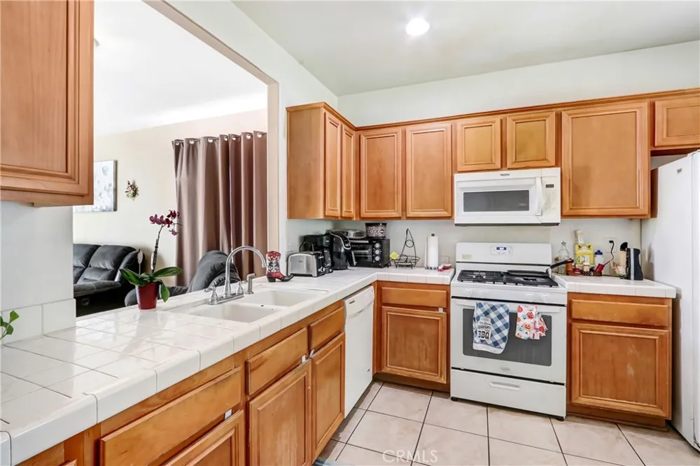 877 Peaceful Lane San Jacinto, CA 92582