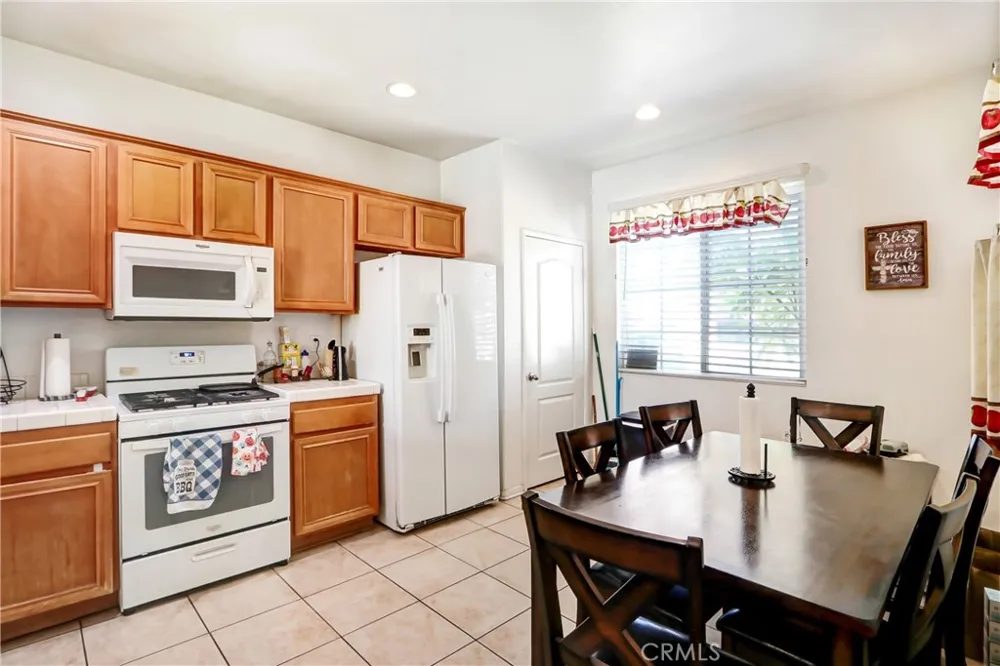 877 Peaceful Lane San Jacinto, CA 92582