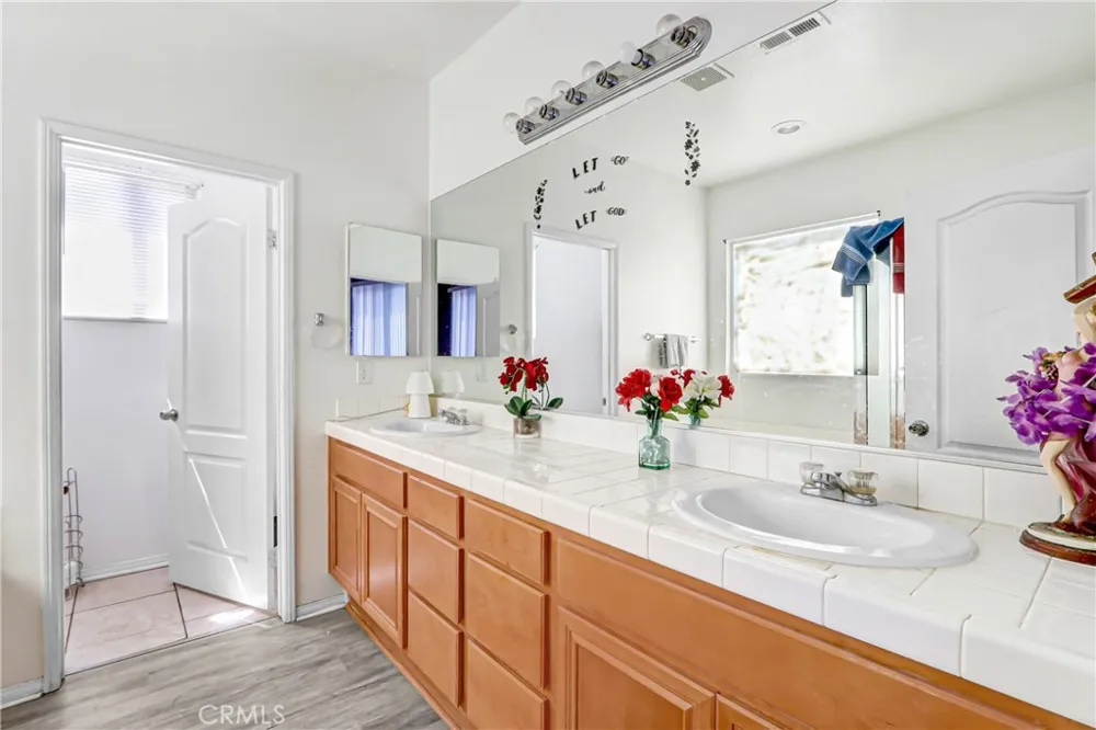 877 Peaceful Lane San Jacinto, CA 92582