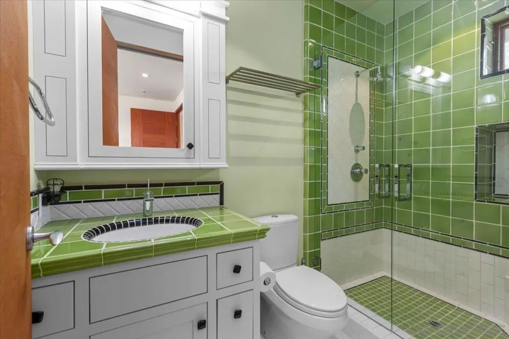 20391 Rancho Villa Ramona, CA 92065