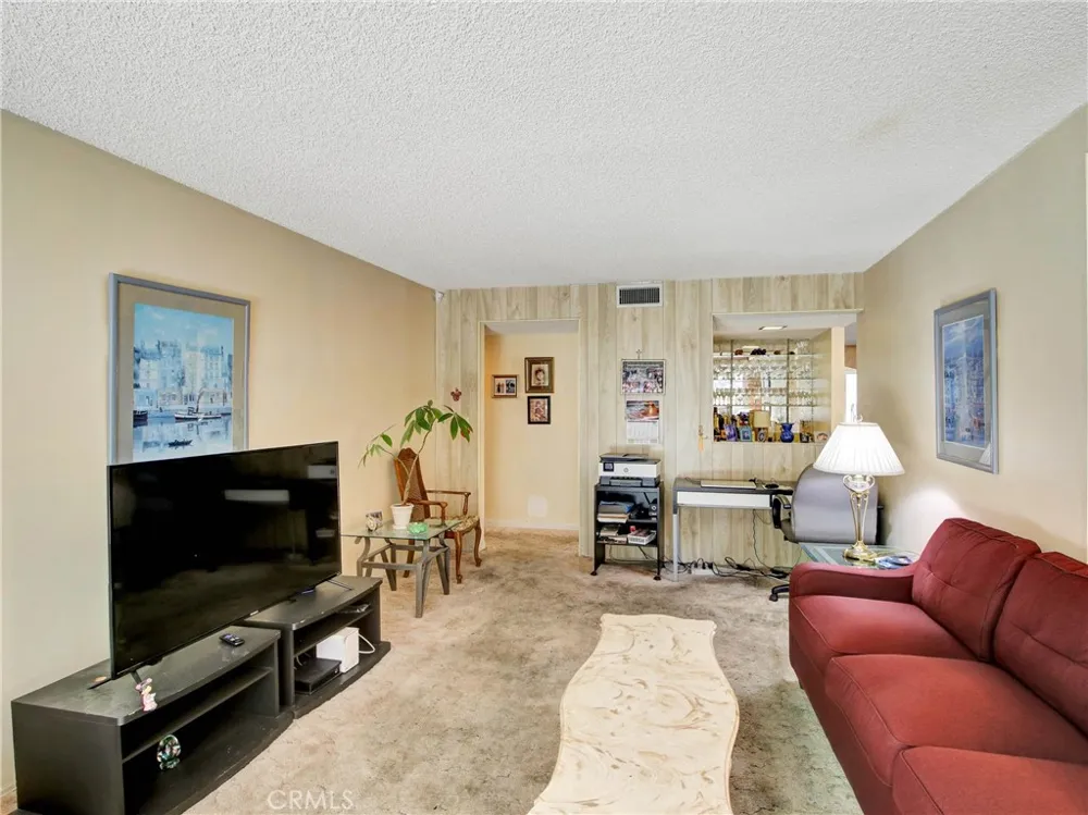 3107 Mesa Verde Drive Burbank, CA 91504