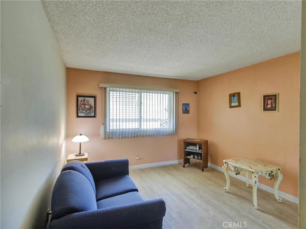 3107 Mesa Verde Drive Burbank, CA 91504