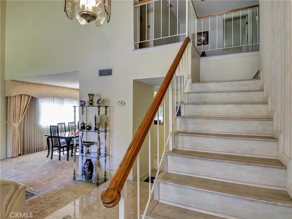 3107 Mesa Verde Drive Burbank, CA 91504