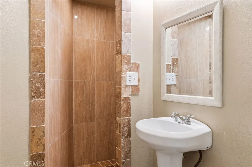 46180 Via La Colorada Temecula, CA 92592