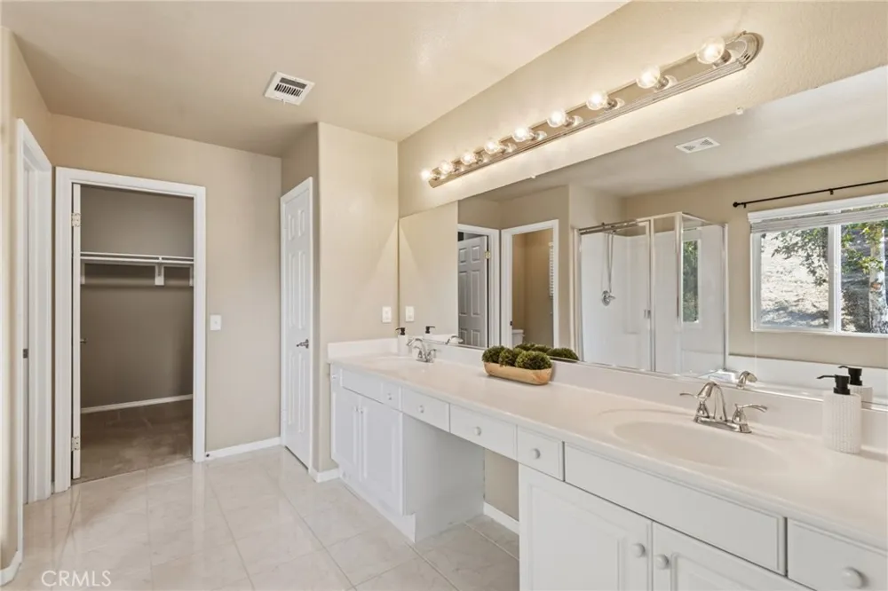 46180 Via La Colorada Temecula, CA 92592
