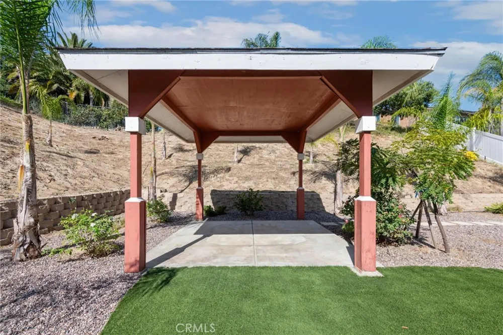 46180 Via La Colorada Temecula, CA 92592