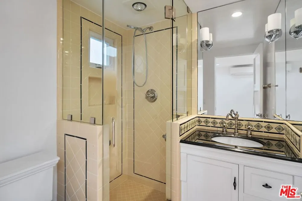 848 17th Street Santa Monica, CA 90403