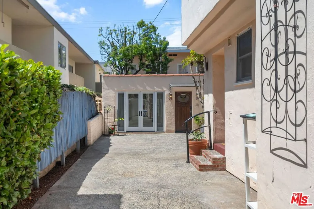 848 17th Street Santa Monica, CA 90403