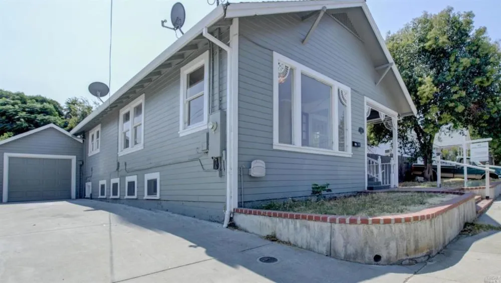 206 Crest Street Antioch, CA 94509