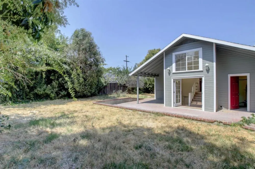 206 Crest Street Antioch, CA 94509