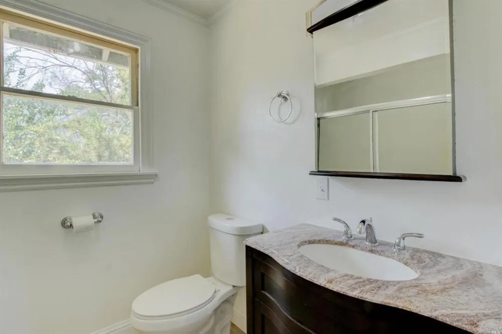 206 Crest Street Antioch, CA 94509