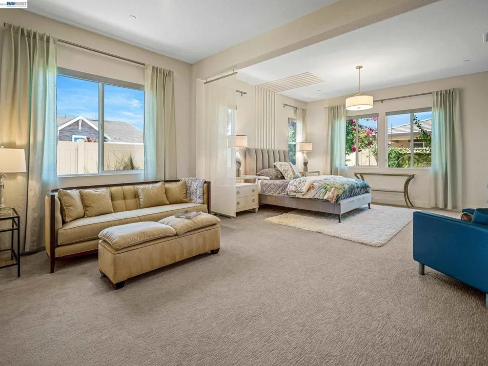 3001 Compass Ln Roseville, CA 95747
