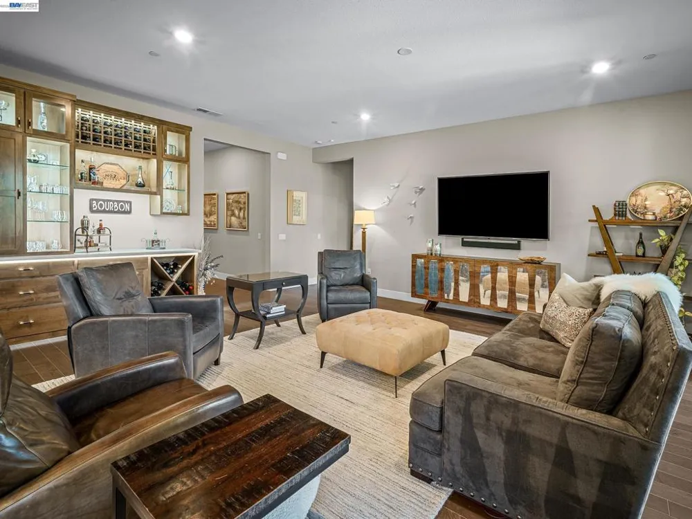 3001 Compass Ln Roseville, CA 95747