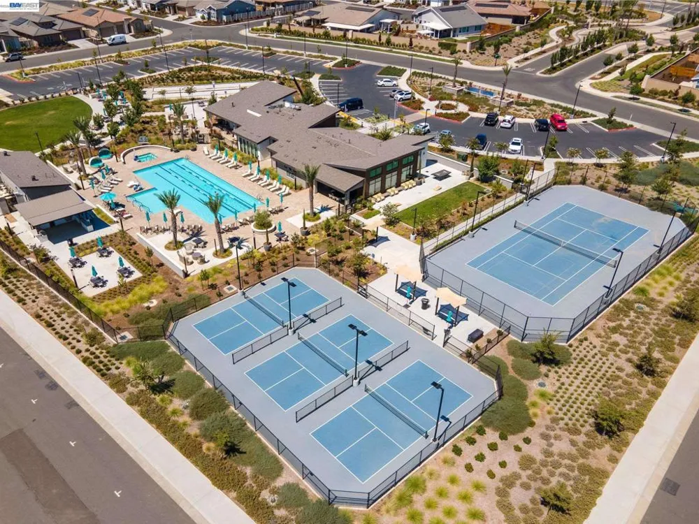 3001 Compass Ln Roseville, CA 95747
