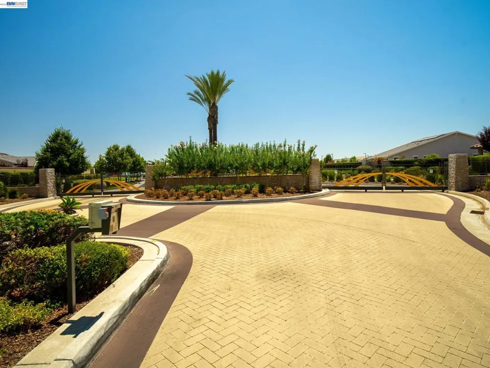 3001 Compass Ln Roseville, CA 95747