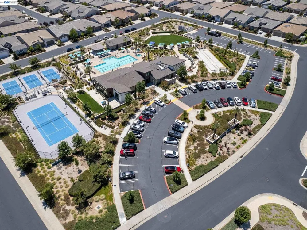 3001 Compass Ln Roseville, CA 95747