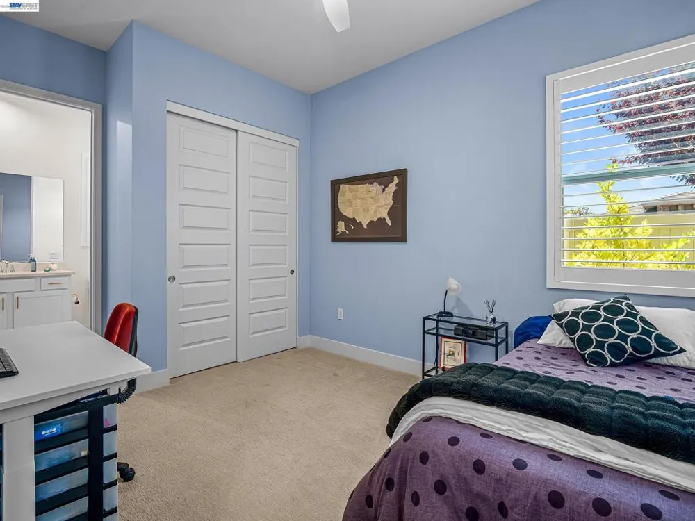 3001 Compass Ln Roseville, CA 95747