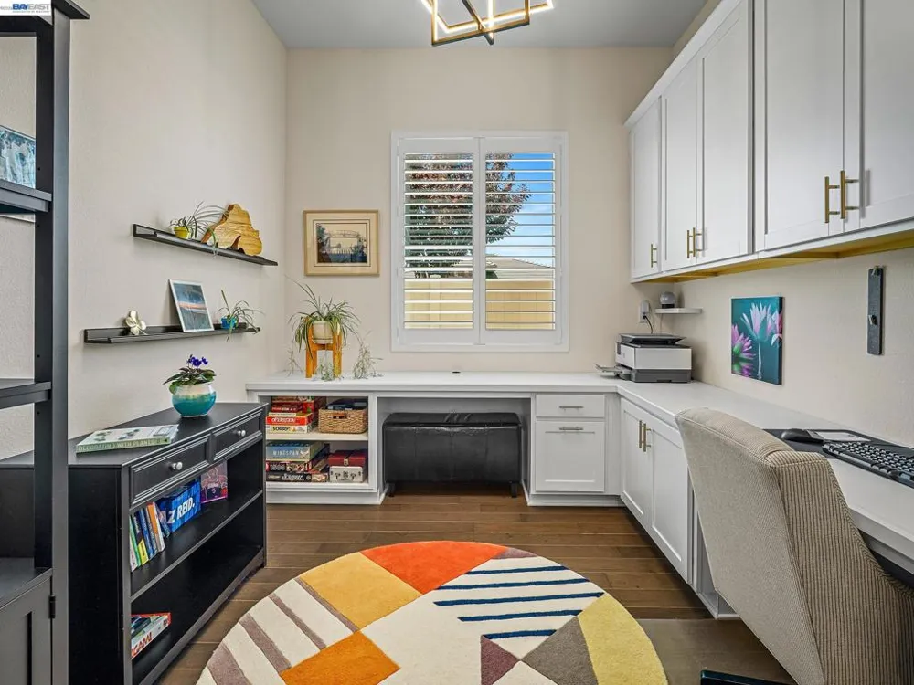 3001 Compass Ln Roseville, CA 95747