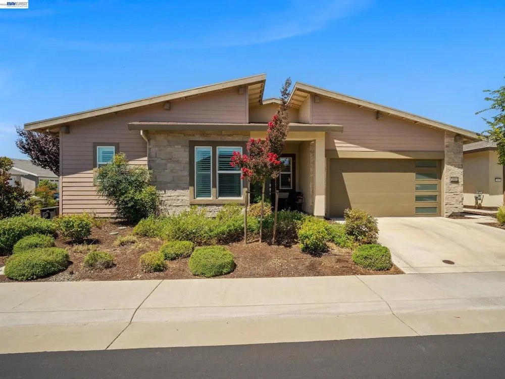 3001 Compass Ln Roseville, CA 95747
