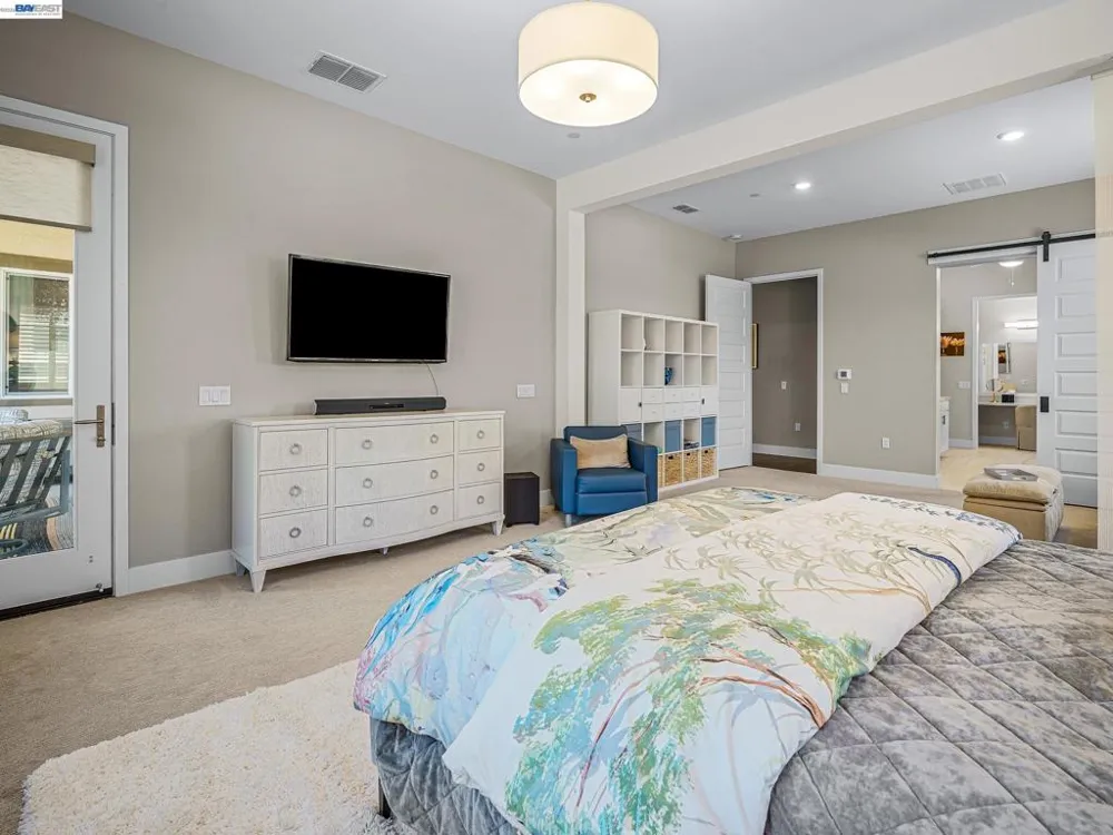 3001 Compass Ln Roseville, CA 95747